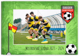 Fotokniha na šírku s pevnou väzbou a kvalitným papierom - Fotbal